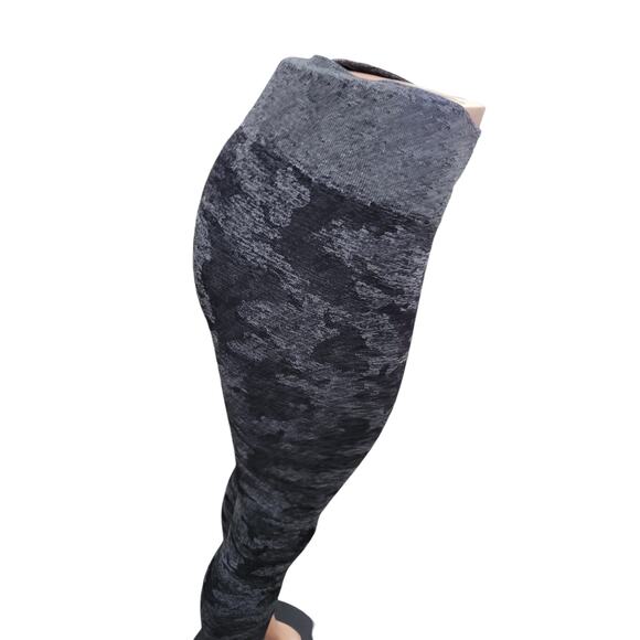 Gymshark Adapt Camo Seamless Leggings Women's S Athleisure Workout Gym‎ Pants - Picture 8 of 12
